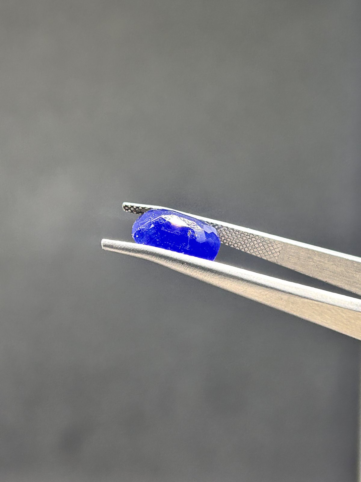 Natural Blue Sapphire - 5.795 Carats