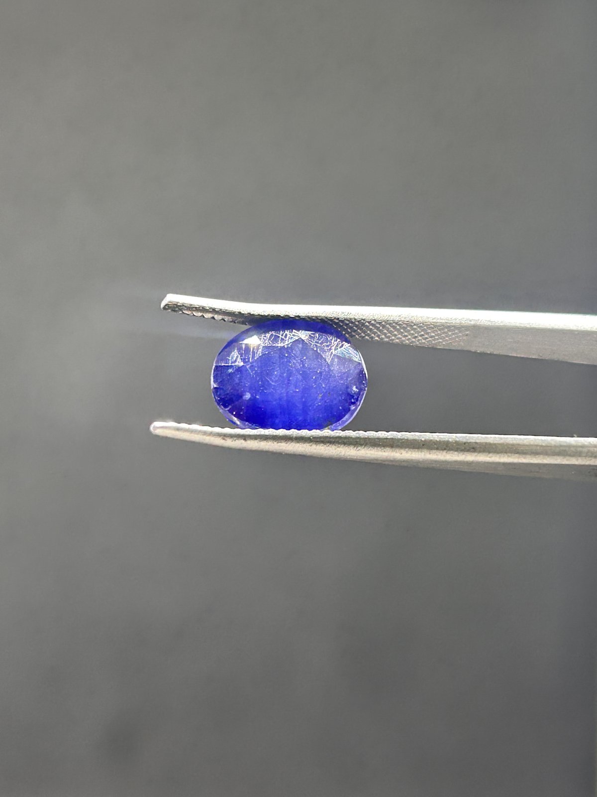 Natural Blue Sapphire - 6.585 Carats