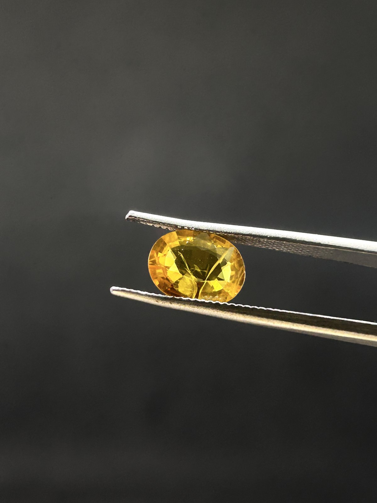 Natural Yellow Sapphire - 2.615 Carats (Bangkok)