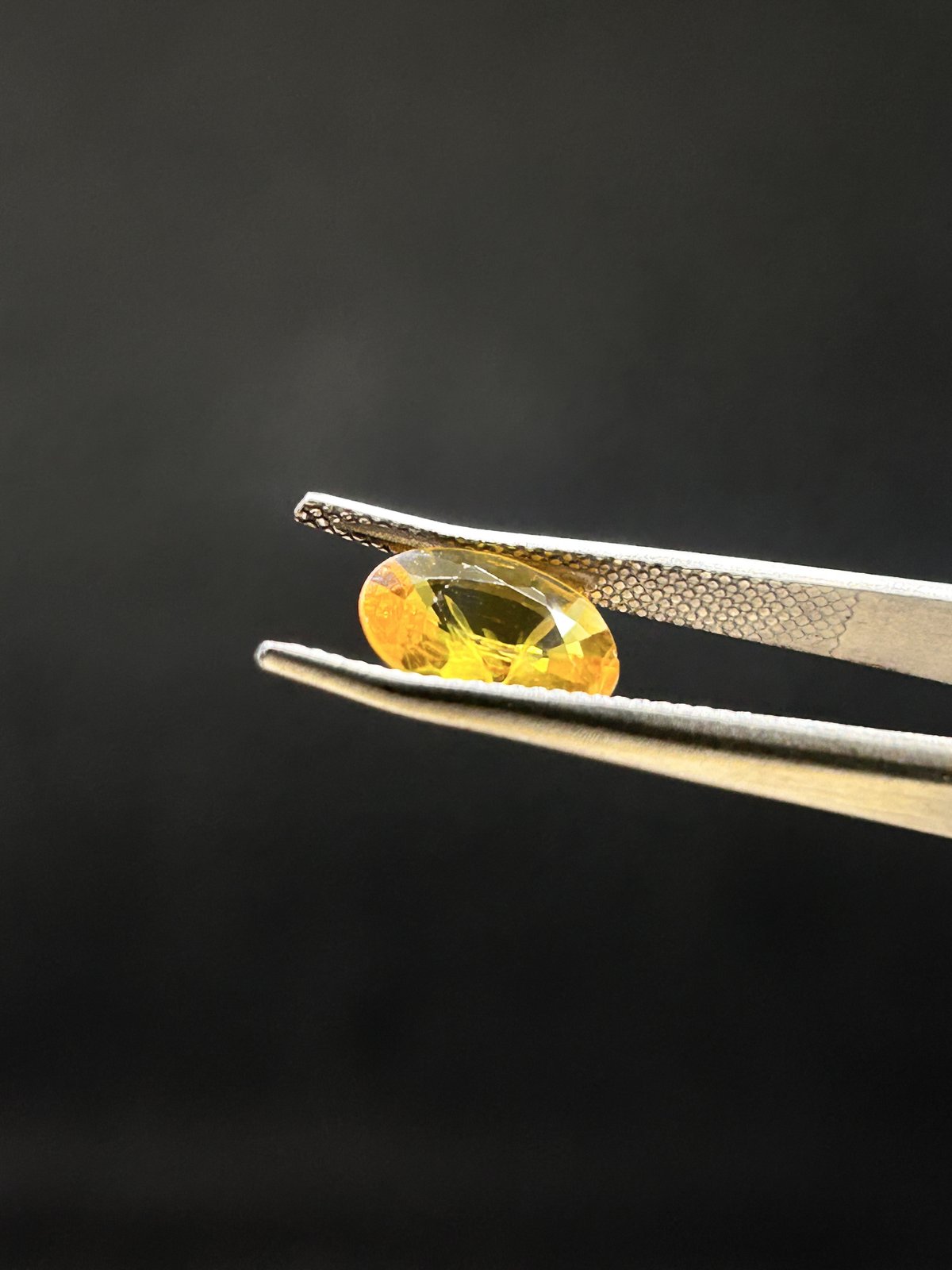 Natural Yellow Sapphire - 2.615 Carats (Bangkok)