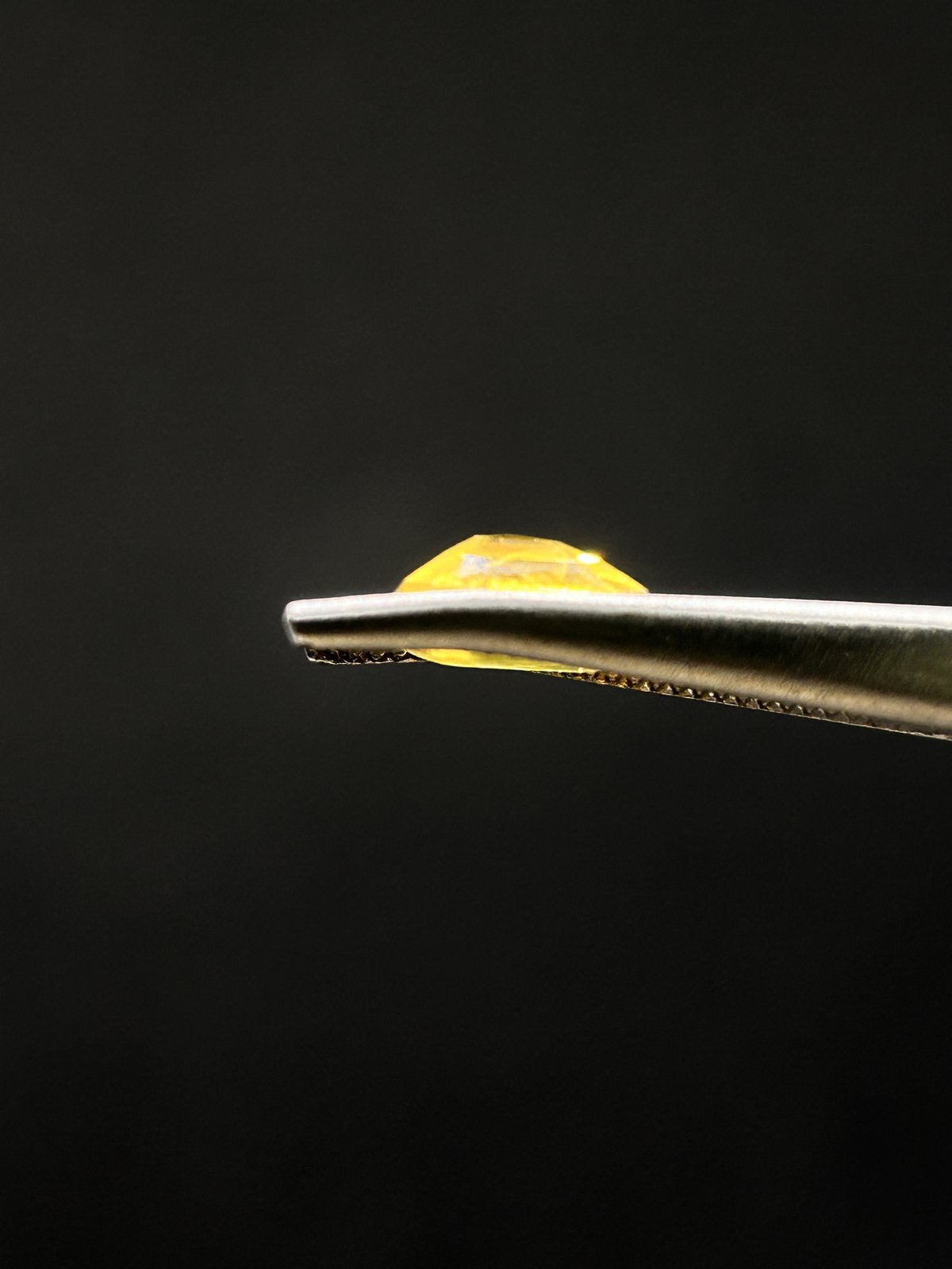 Natural Yellow Sapphire - 4.625 Carats (Bangkok)