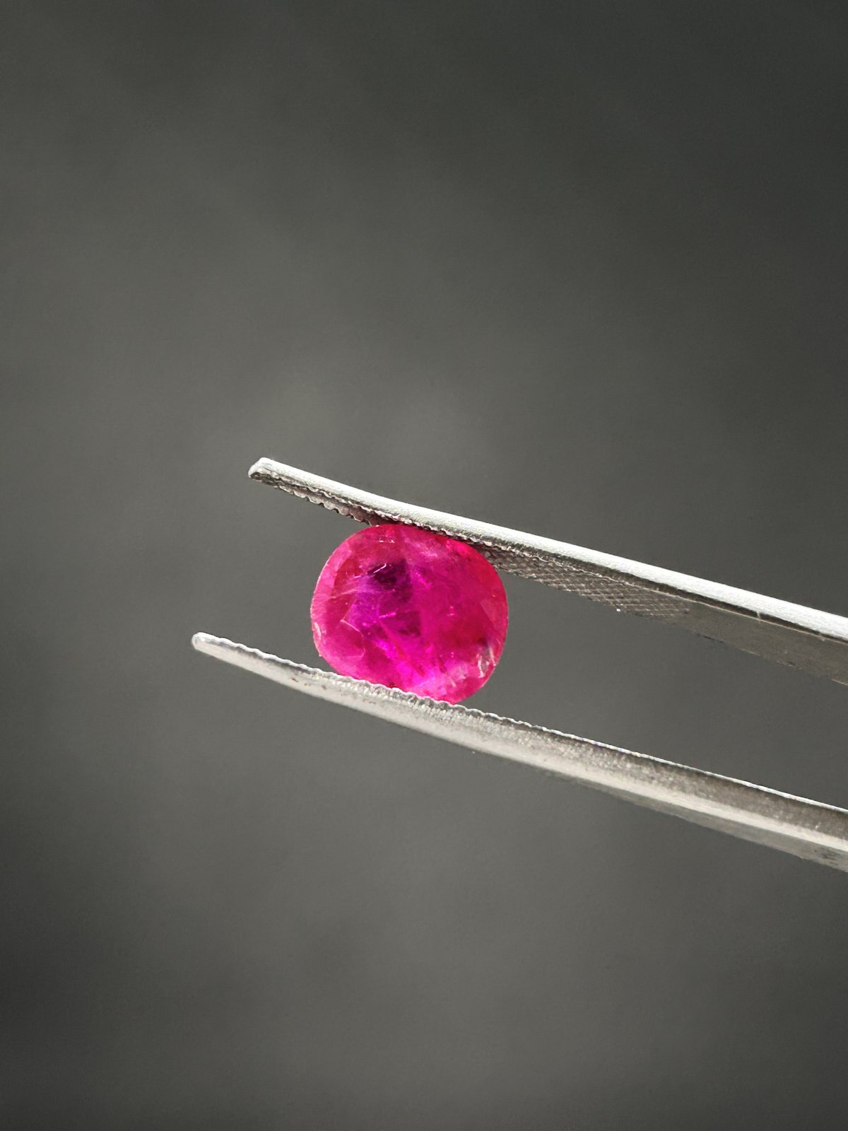 Natural Ruby - 3.23 Carats (Burma)