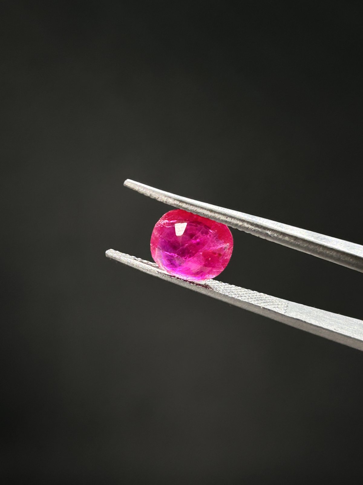 Natural Ruby - 3.23 Carats (Burma)
