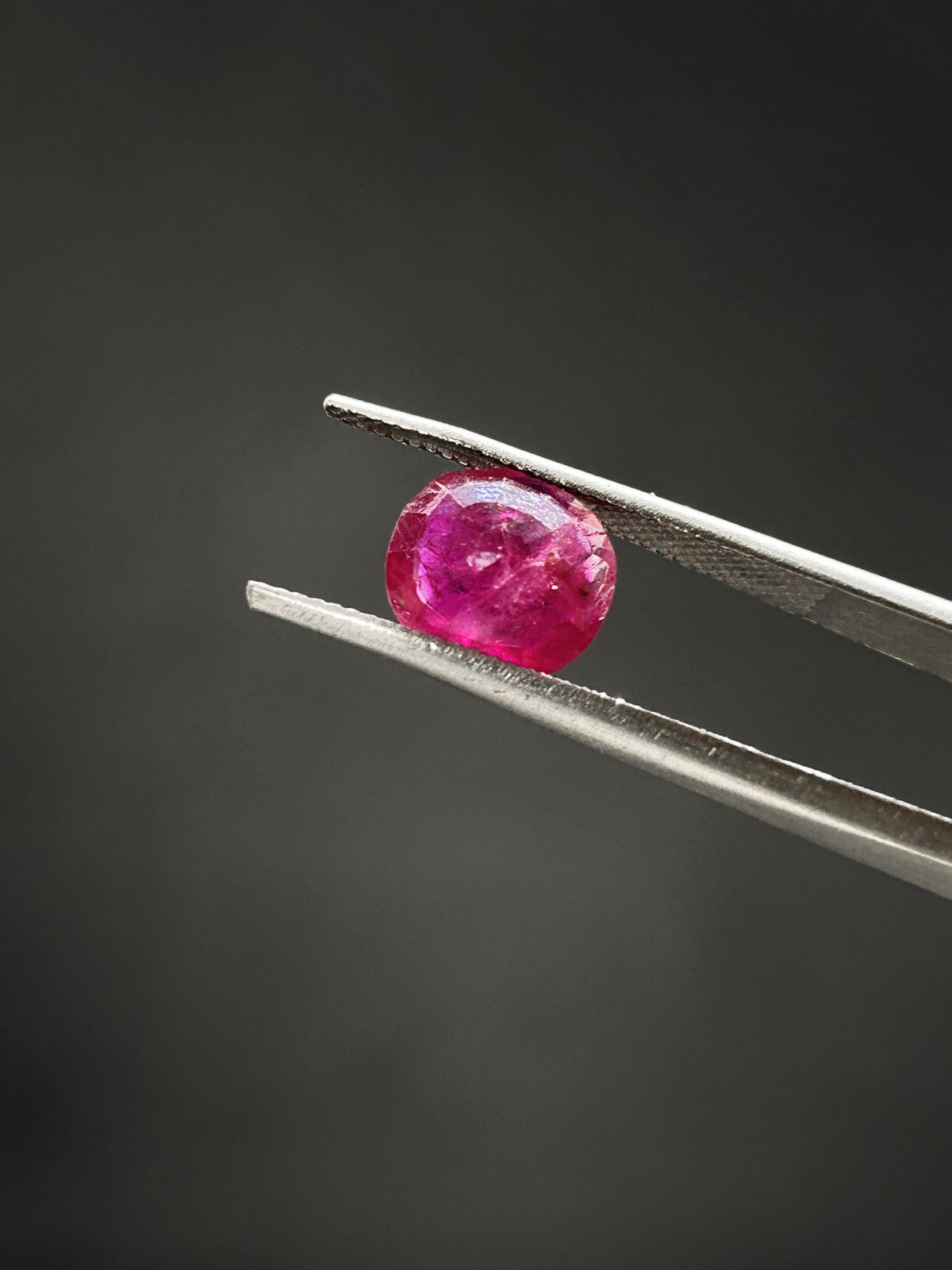 Natural Ruby - 3.23 Carats (Burma)