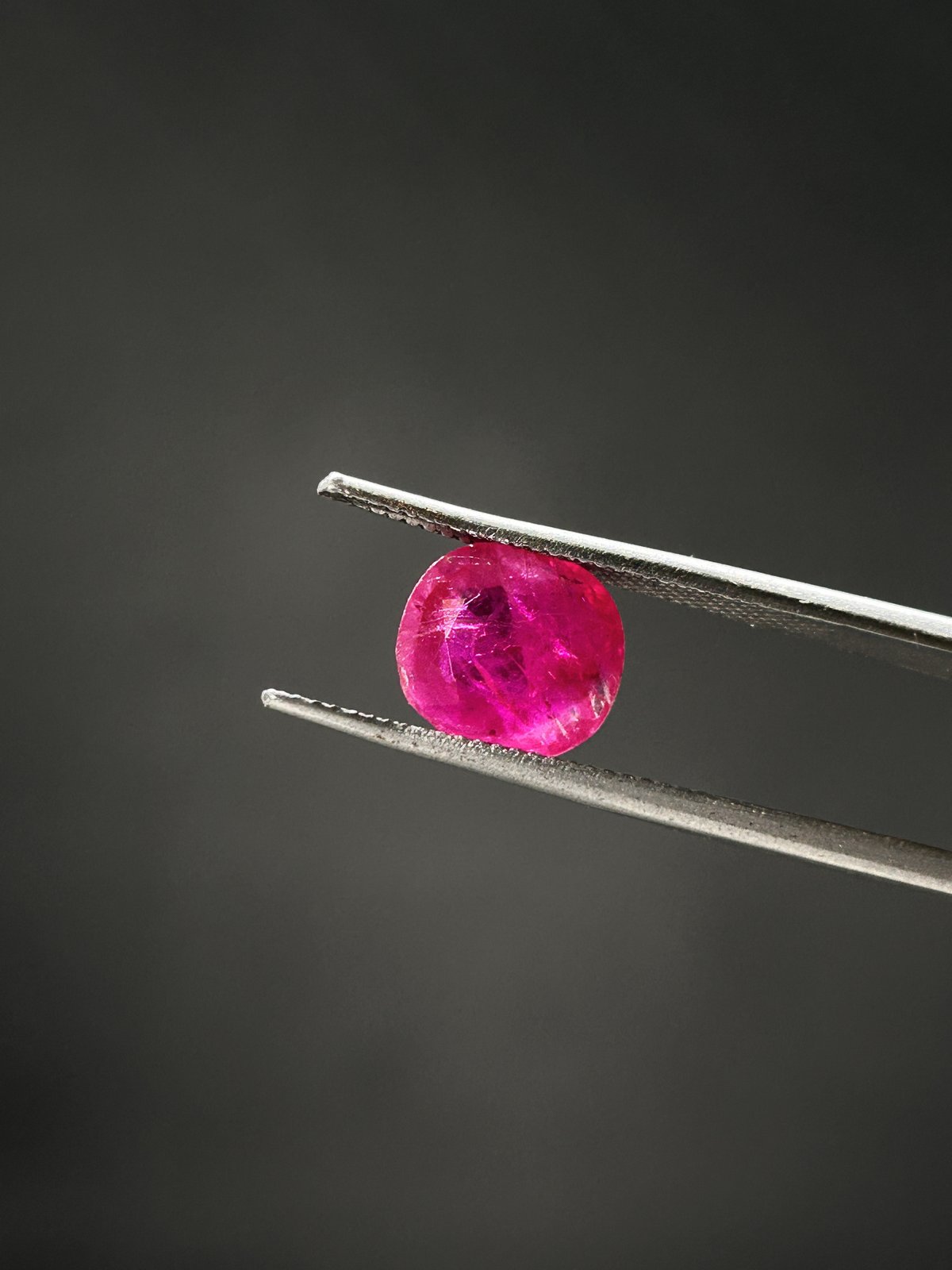 Natural Ruby - 3.23 Carats (Burma)