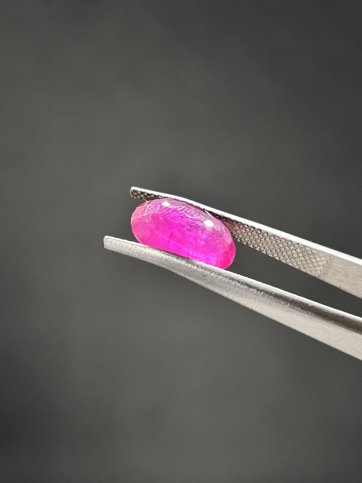 Natural Ruby - 4.02 Carats (Burma)