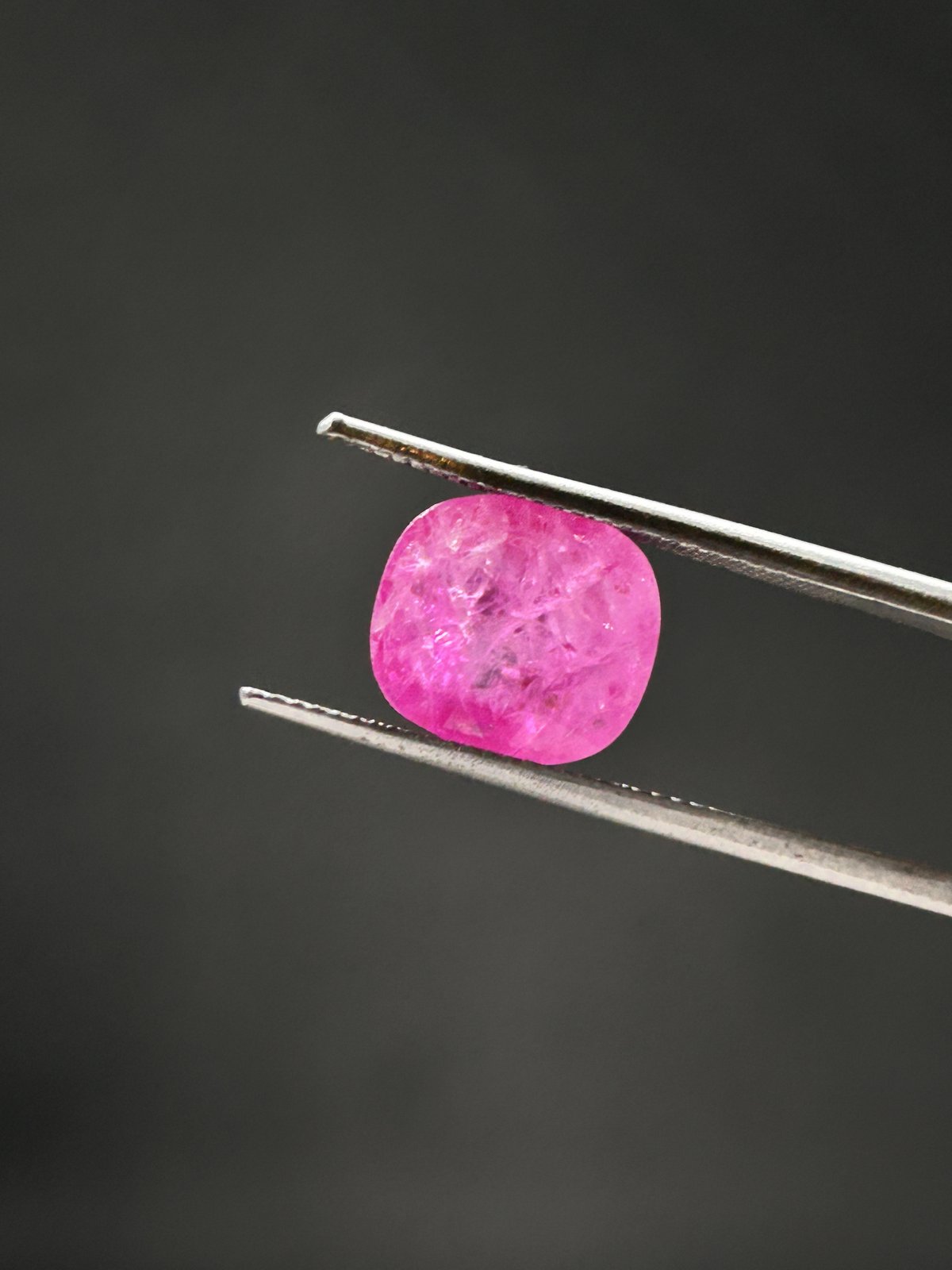 Natural Ruby - 7.525 Carats (Burma)