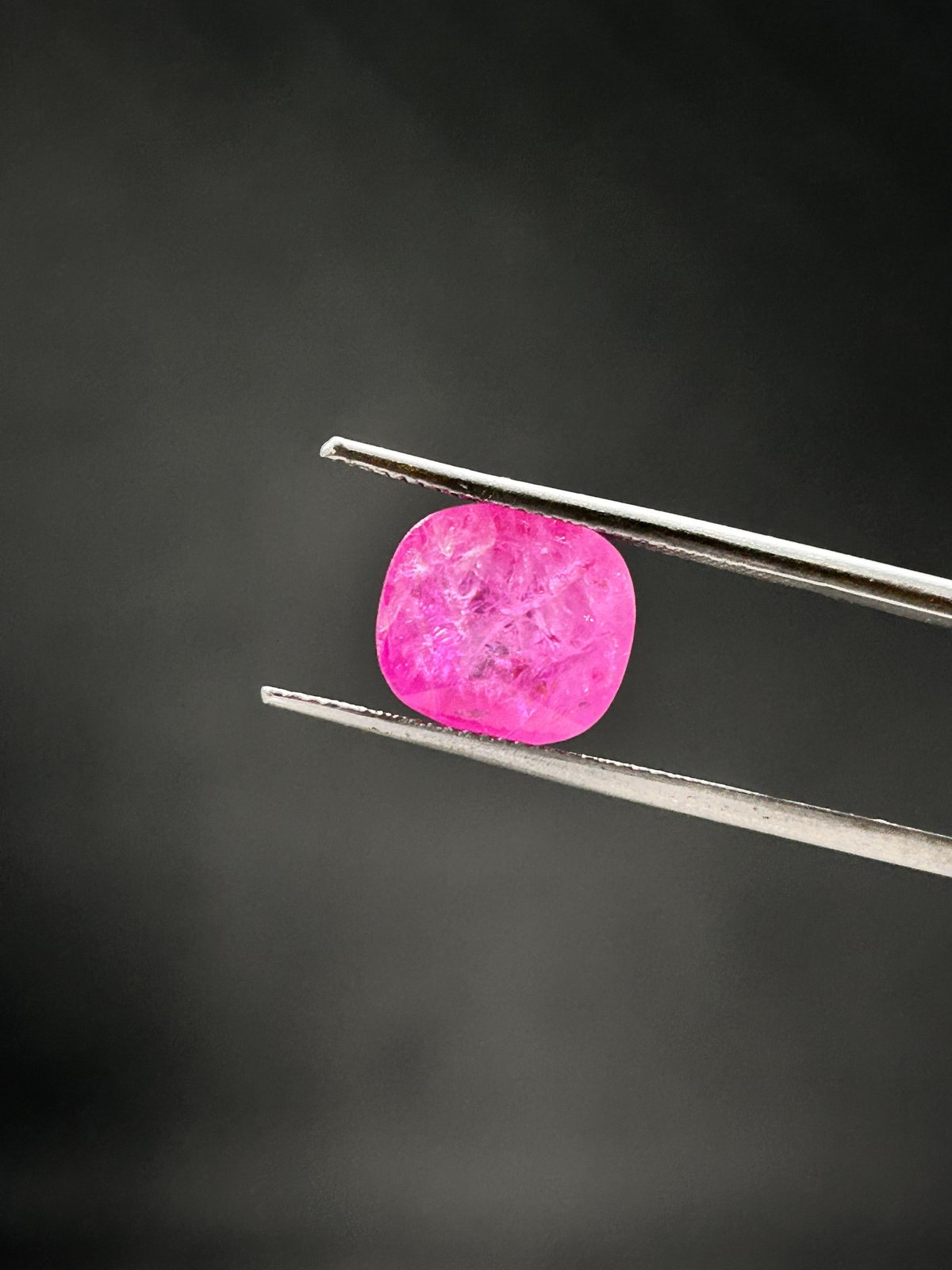 Natural Ruby - 7.525 Carats (Burma)
