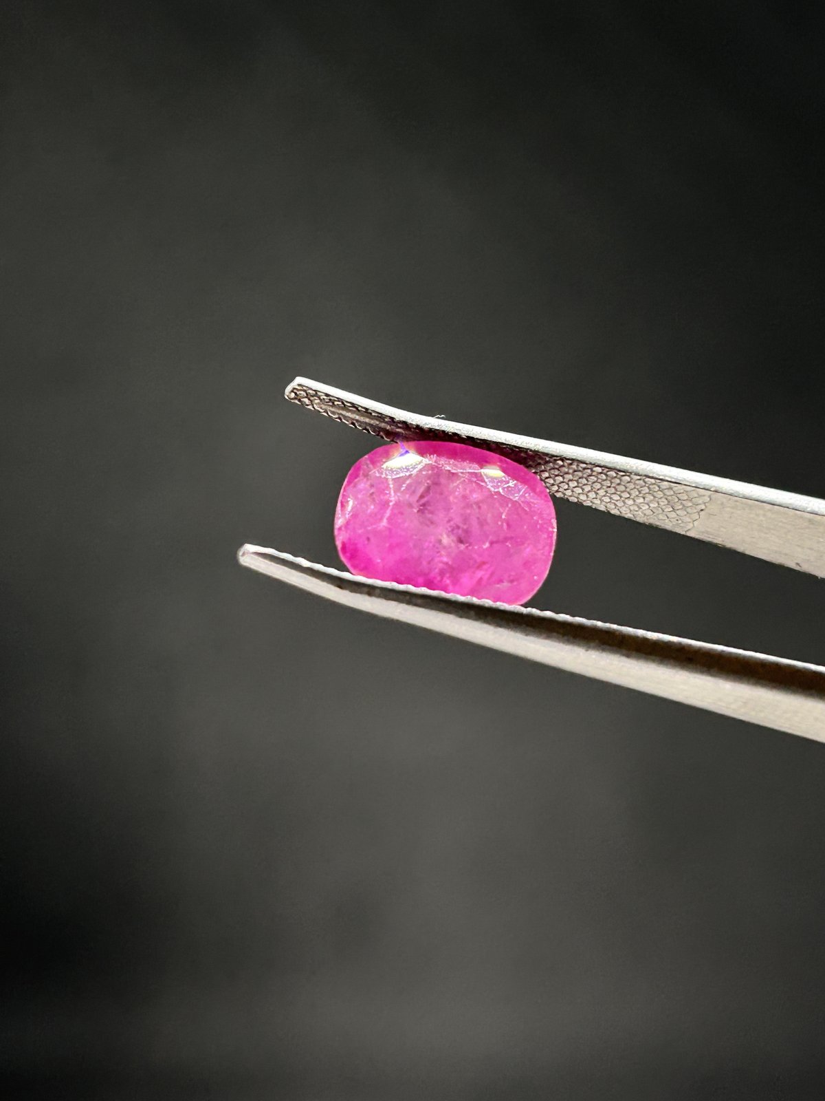 Natural Ruby - 7.525 Carats (Burma)
