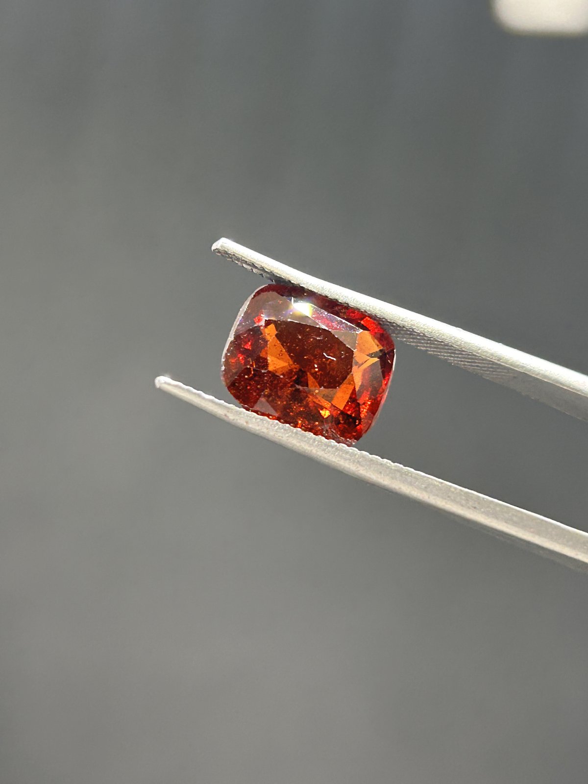 Natural Hessonite - 6.03 Carats (Ceylon)