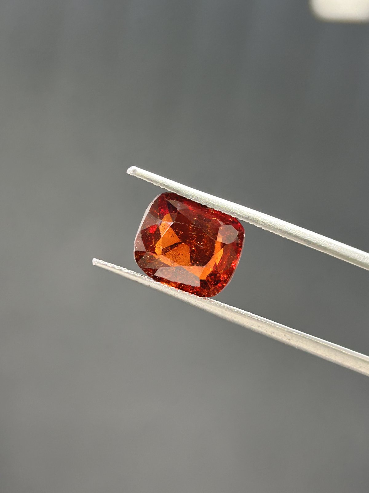 Natural Hessonite - 6.03 Carats (Ceylon)
