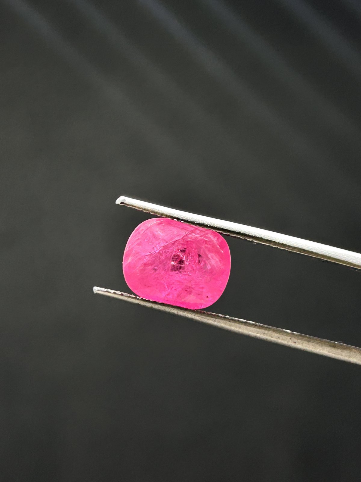Natural Ruby - 5.985 Carats
