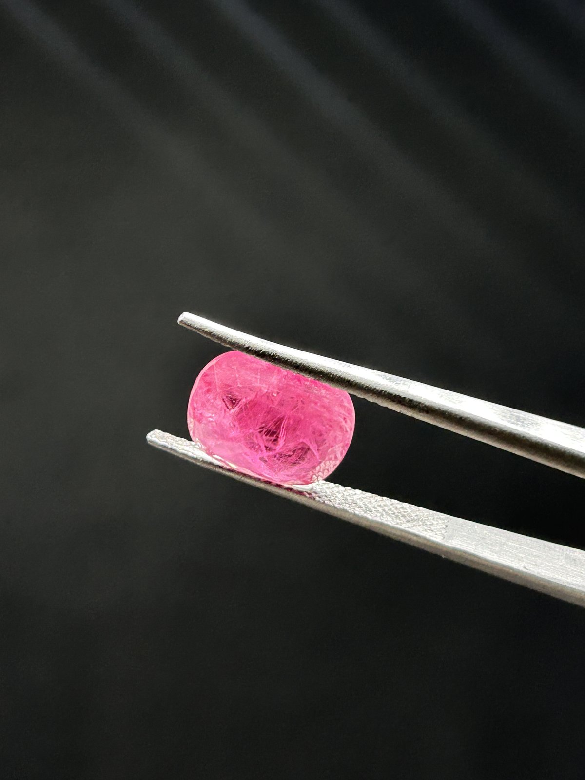 Natural Ruby - 5.985 Carats