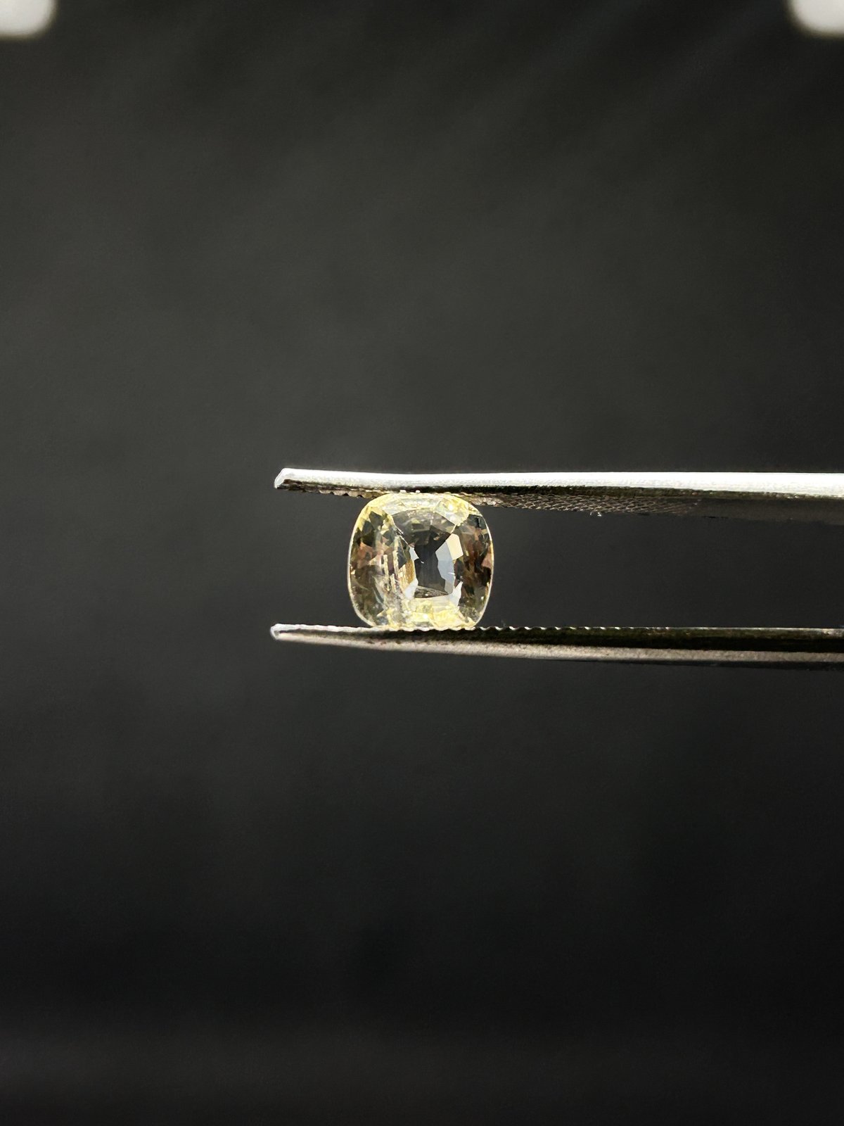 Natural Yellow Sapphire - 2.64 Carats
