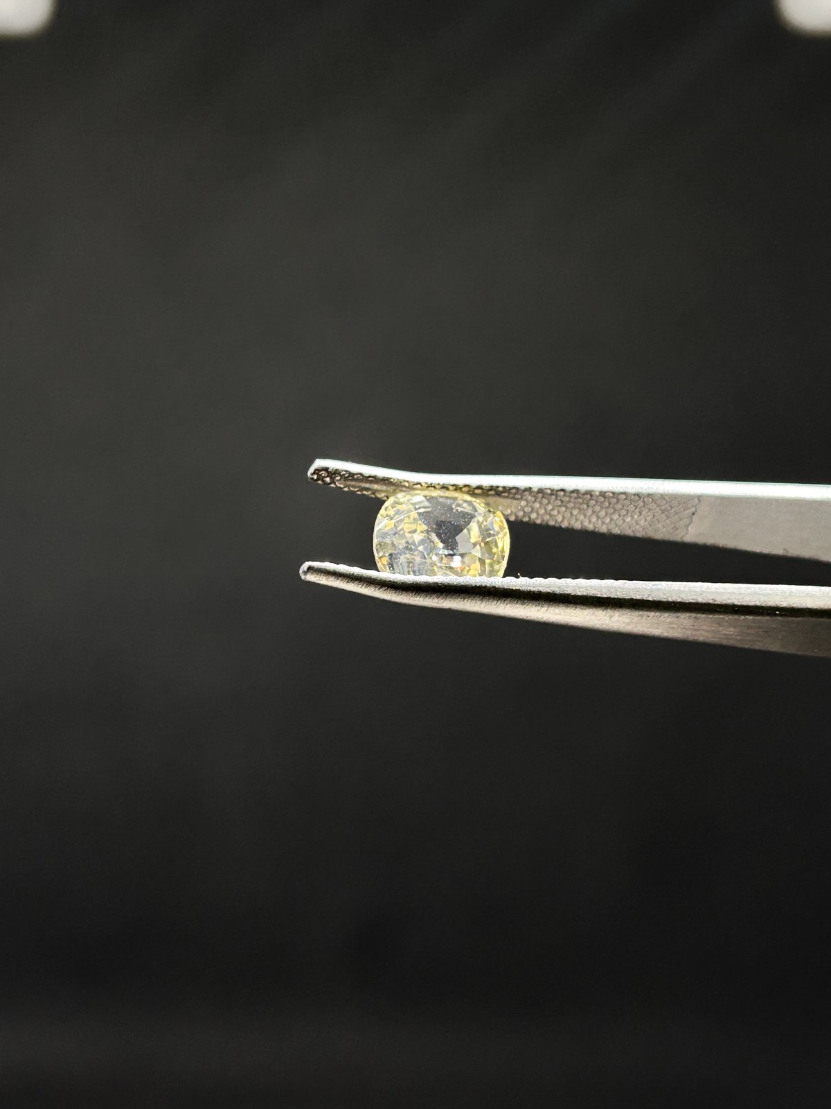 Natural Yellow Sapphire - 2.64 Carats