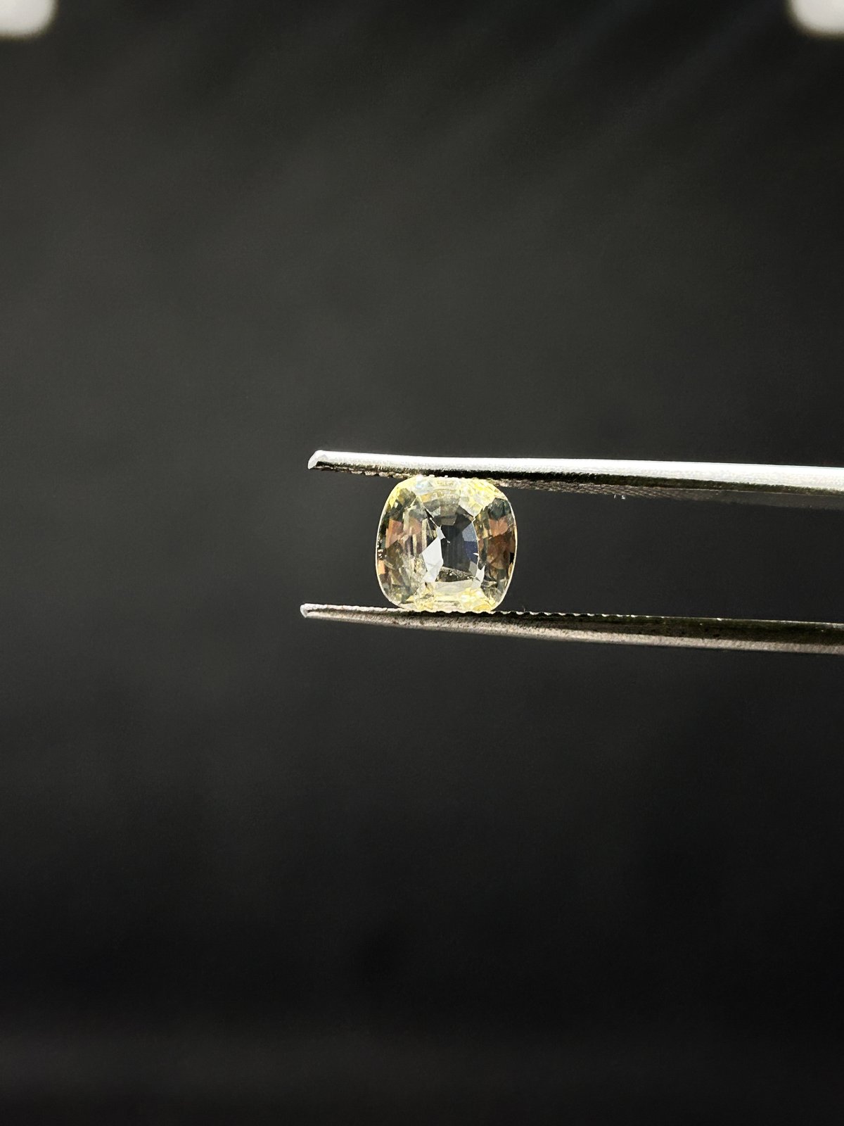 Natural Yellow Sapphire - 2.64 Carats