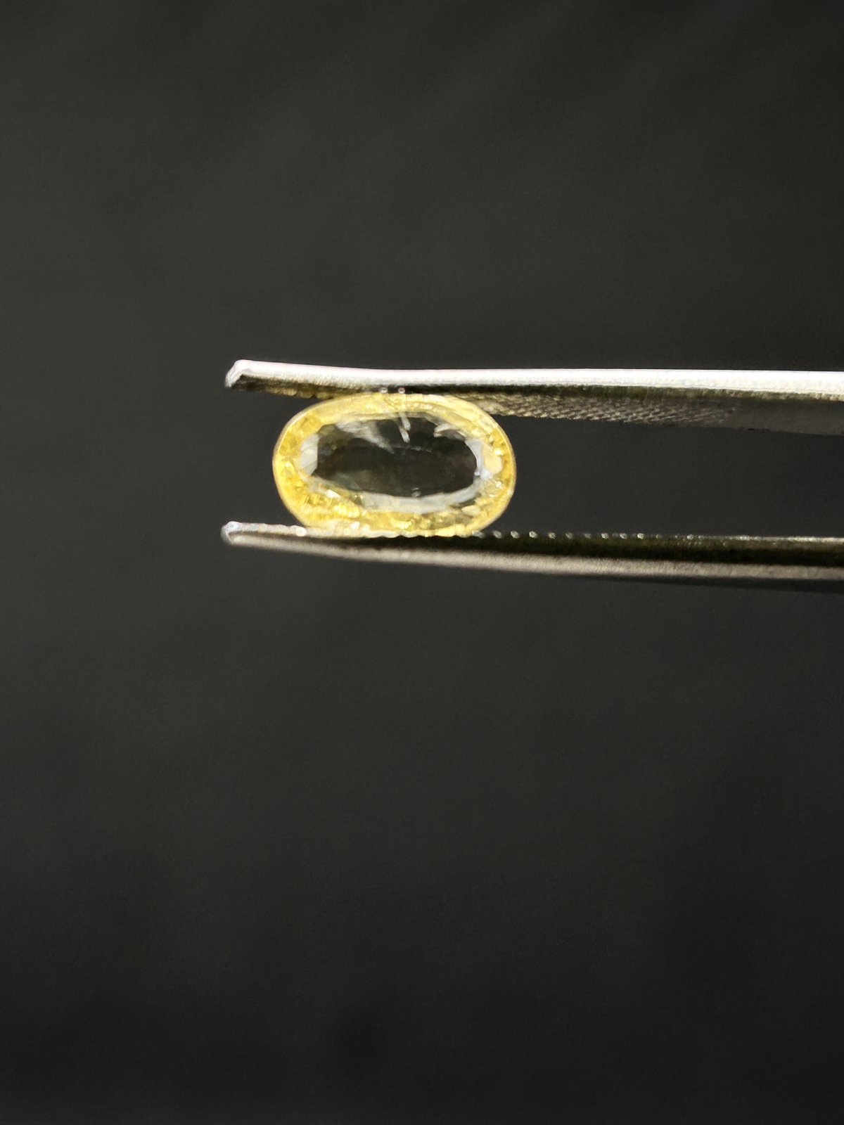 Natural Yellow Sapphire - 2.88 Carats