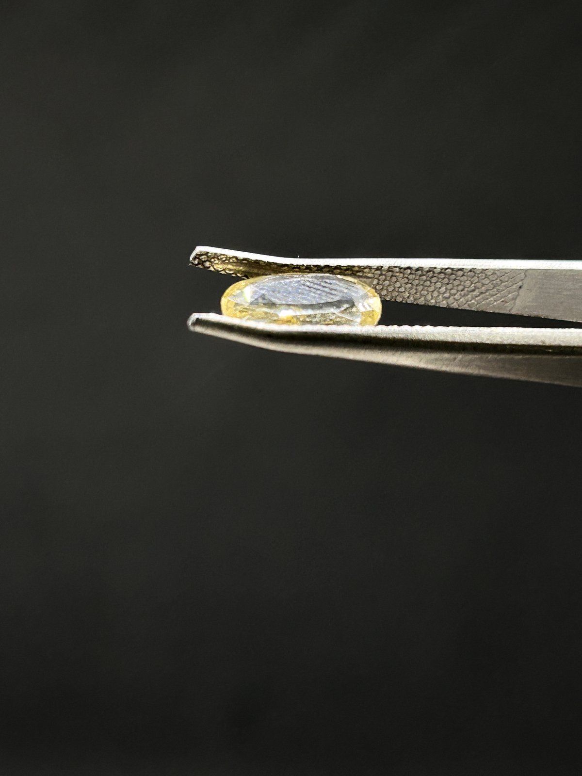 Natural Yellow Sapphire - 2.88 Carats