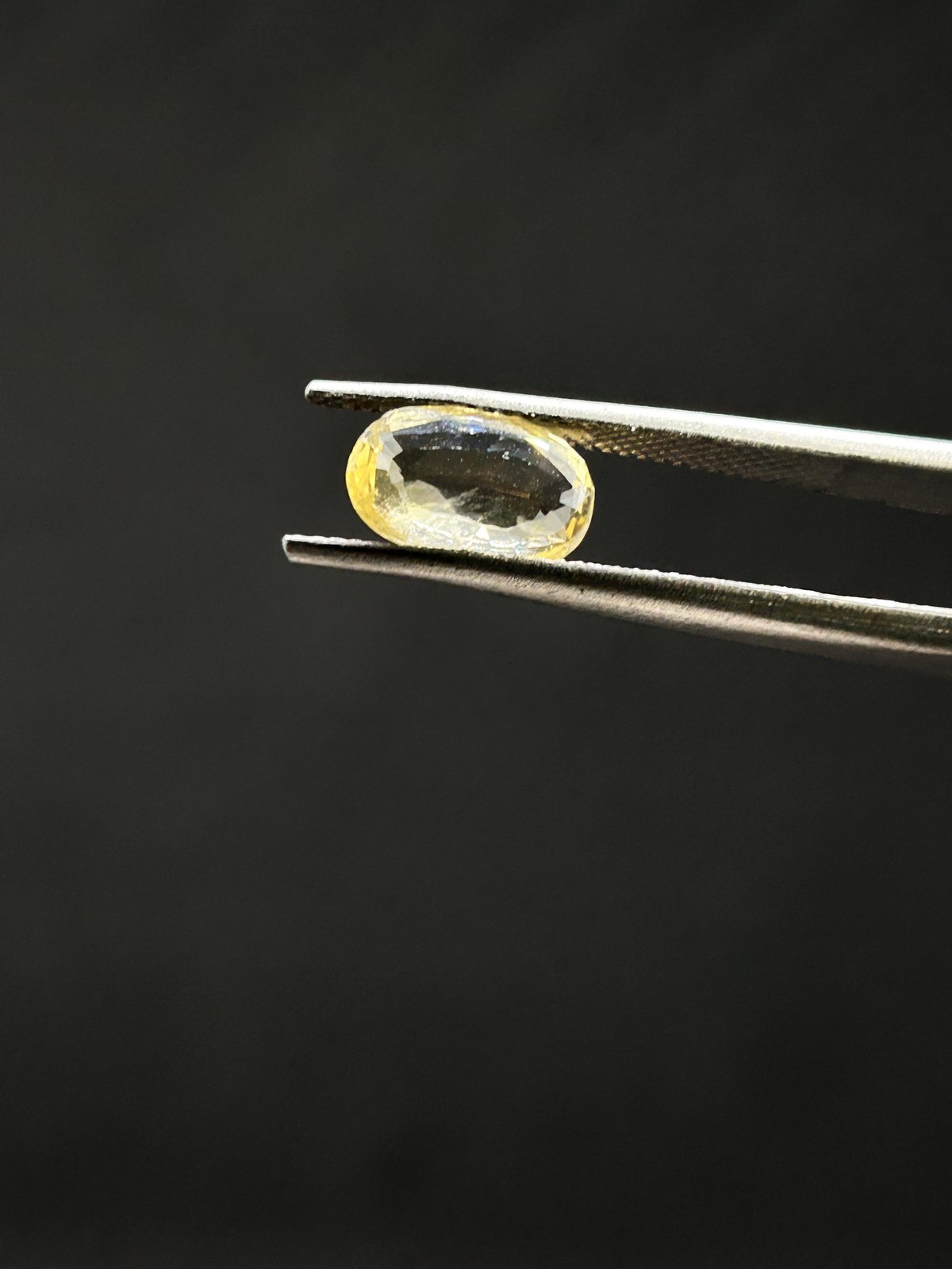 Natural Yellow Sapphire - 2.88 Carats