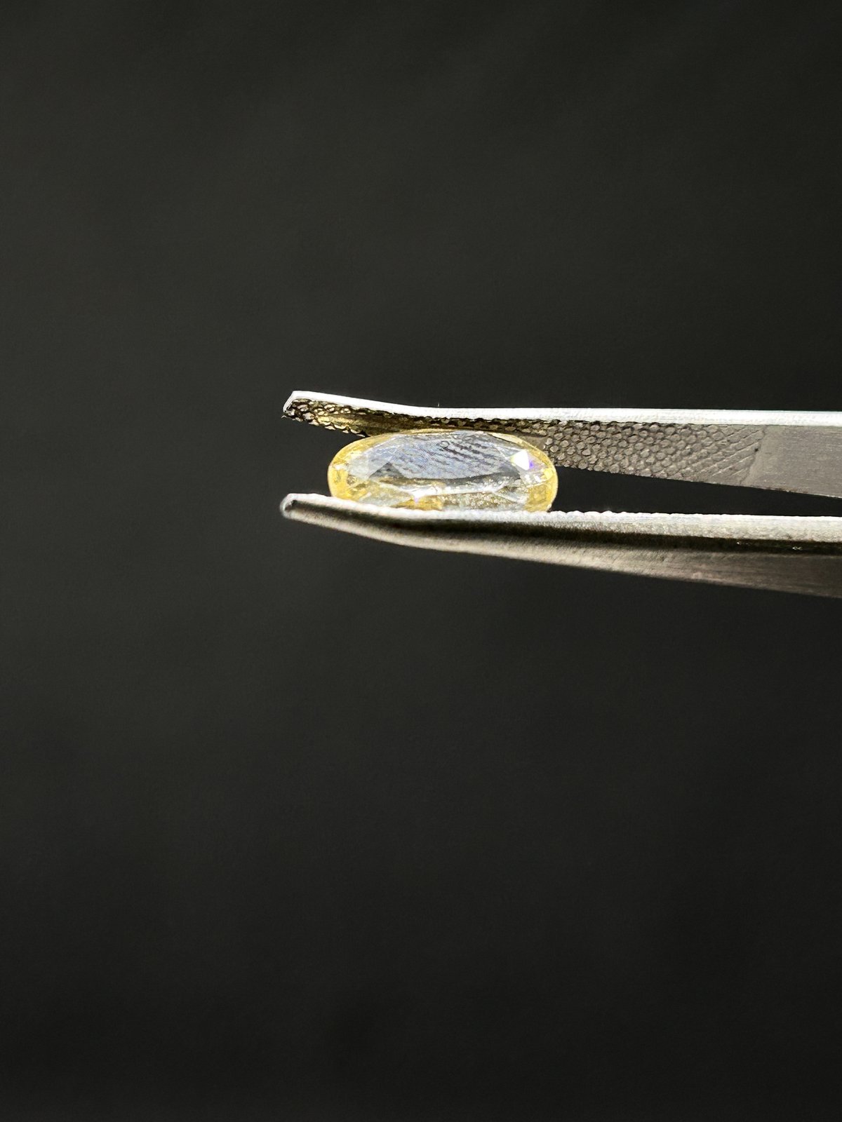 Natural Yellow Sapphire - 2.88 Carats